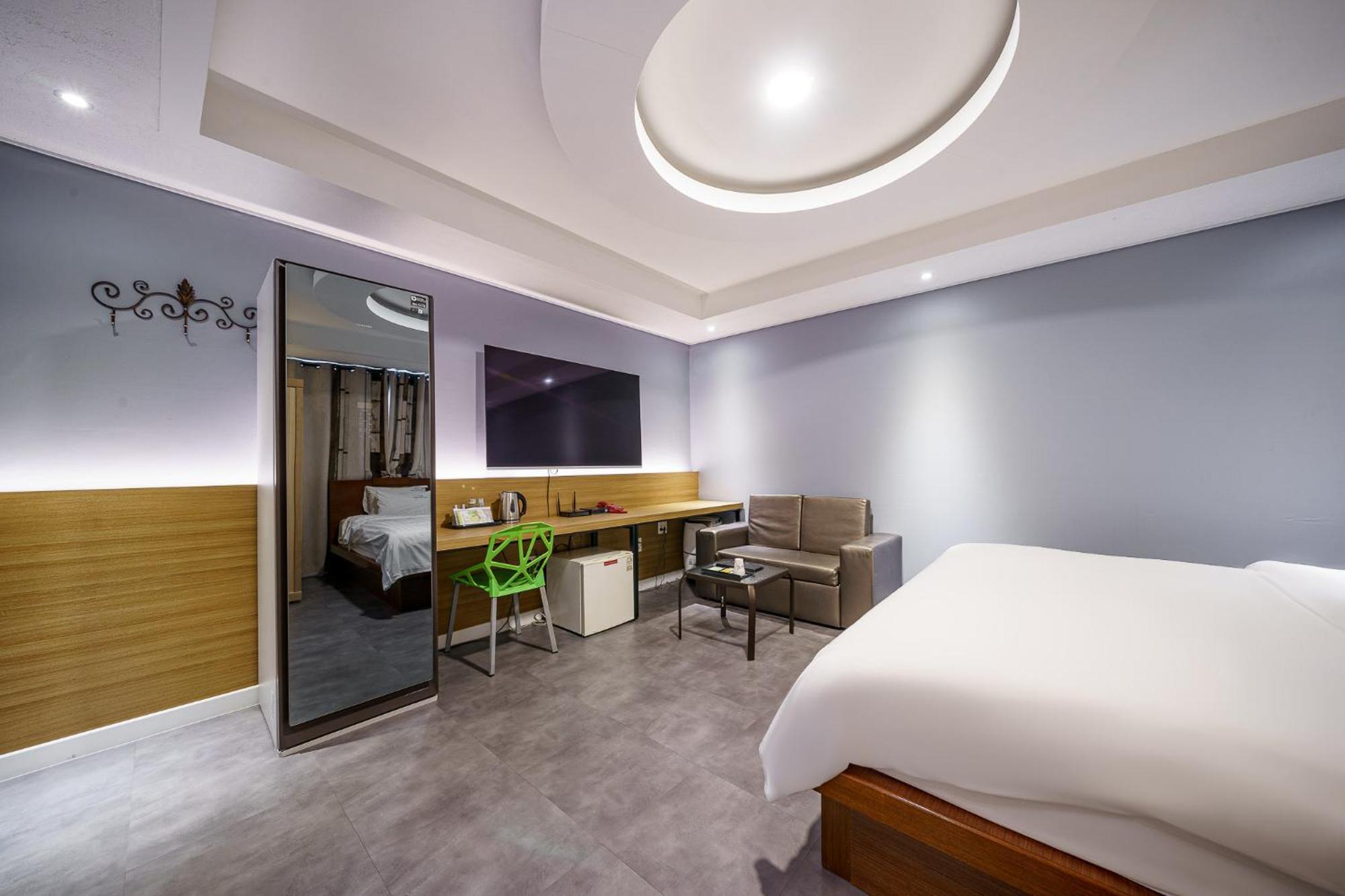 Hotel New Evergreen Mokpo Eksteriør billede