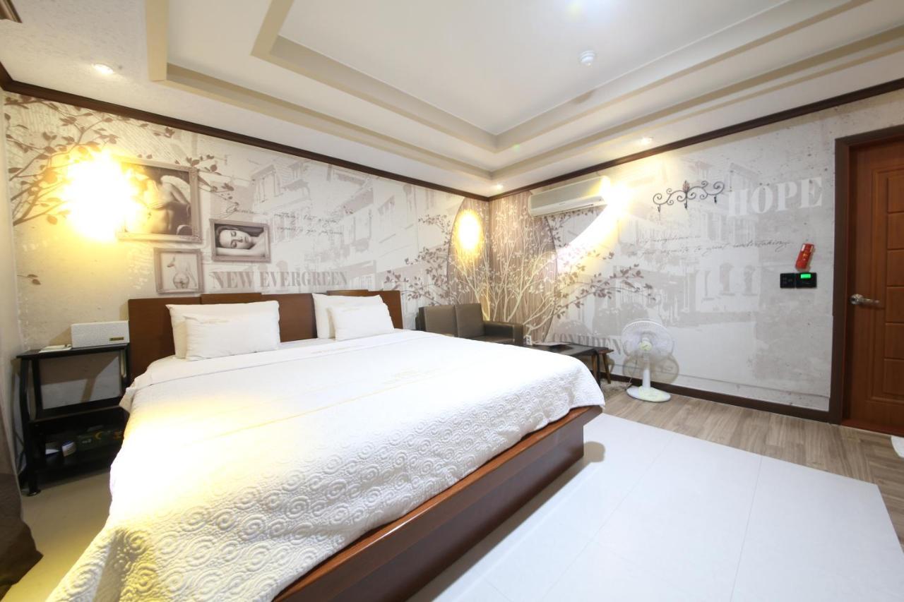 Hotel New Evergreen Mokpo Eksteriør billede